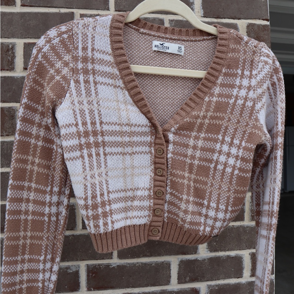 Hollister cropped long sleeve | size - XS | color - brown/ white